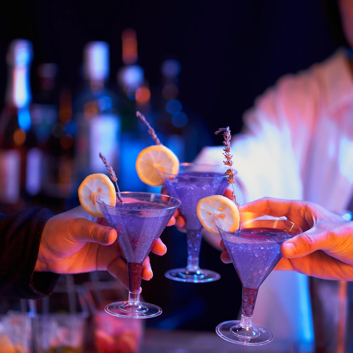 24 Oz Plastic Martini Cocktail Glasses G51711