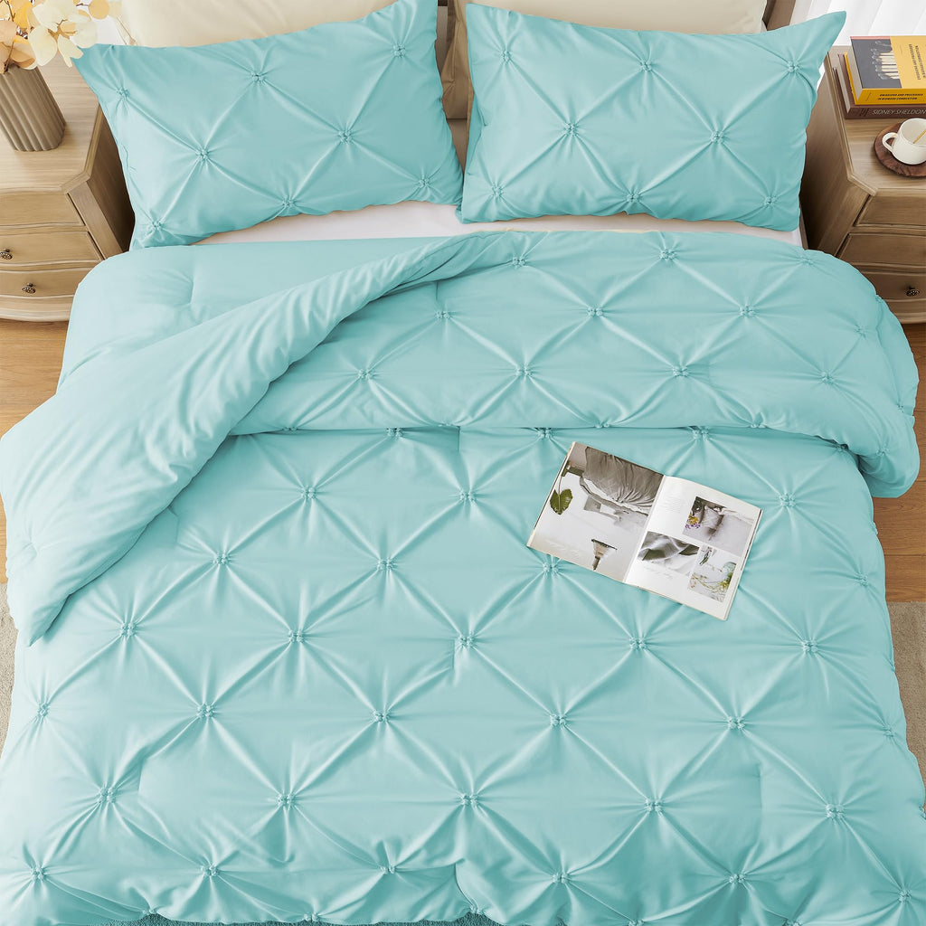 King Size Aqua Blue Pintuck Comforter Set D669268