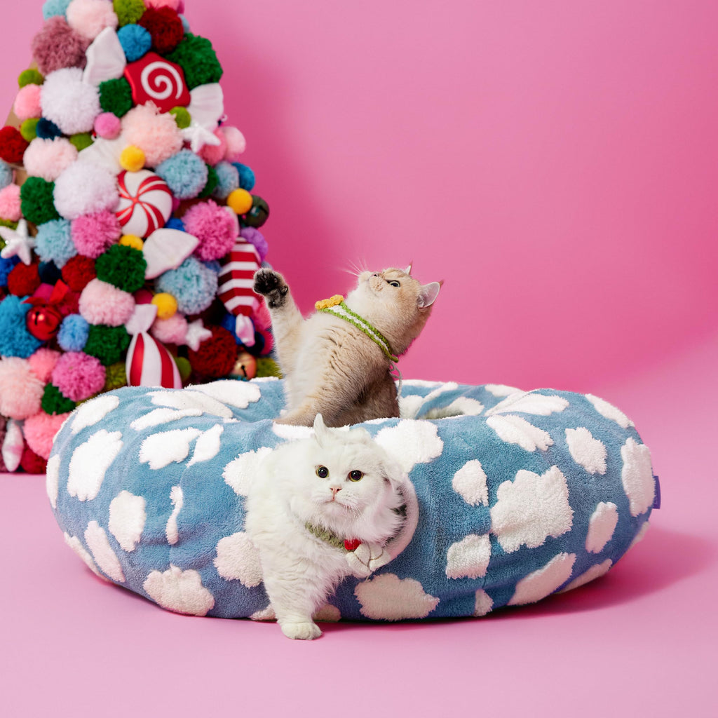 Jacquard Cat Tunnel Bed J978
